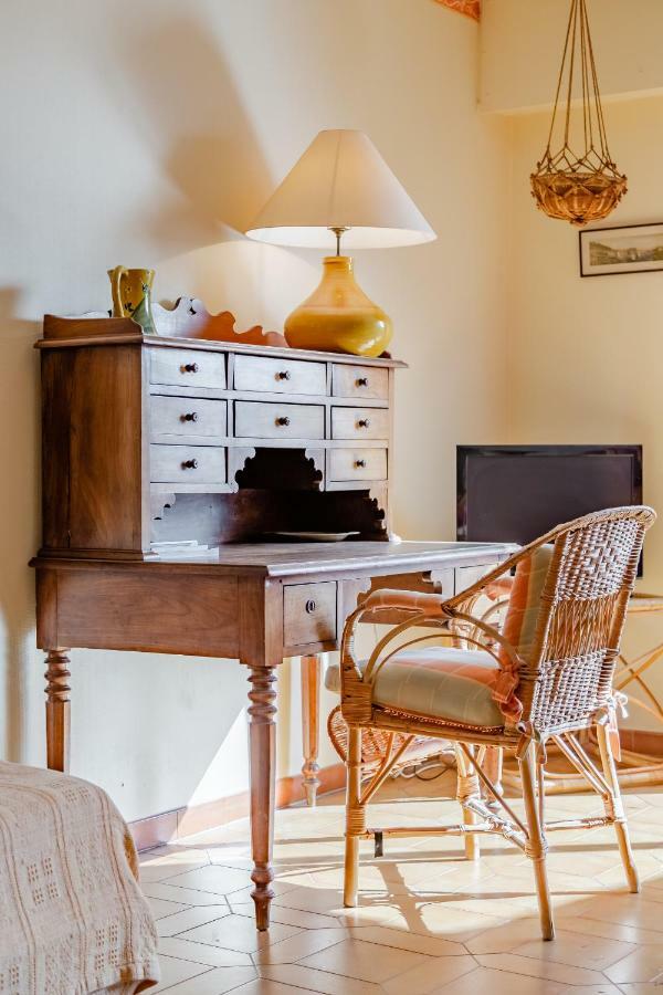 Le Monticule Par Dodo-A-Cassis Apartment Luaran gambar